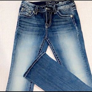Size 27 miss me jeans